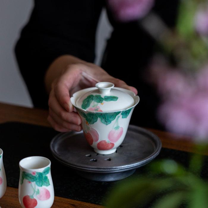 Hand-Painted Porcelain Gaiwan ‘Strawberries’ 125ml