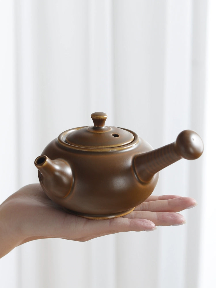 Traditional Gonf Fu Tea Set, Light and Simple Handheld Pot