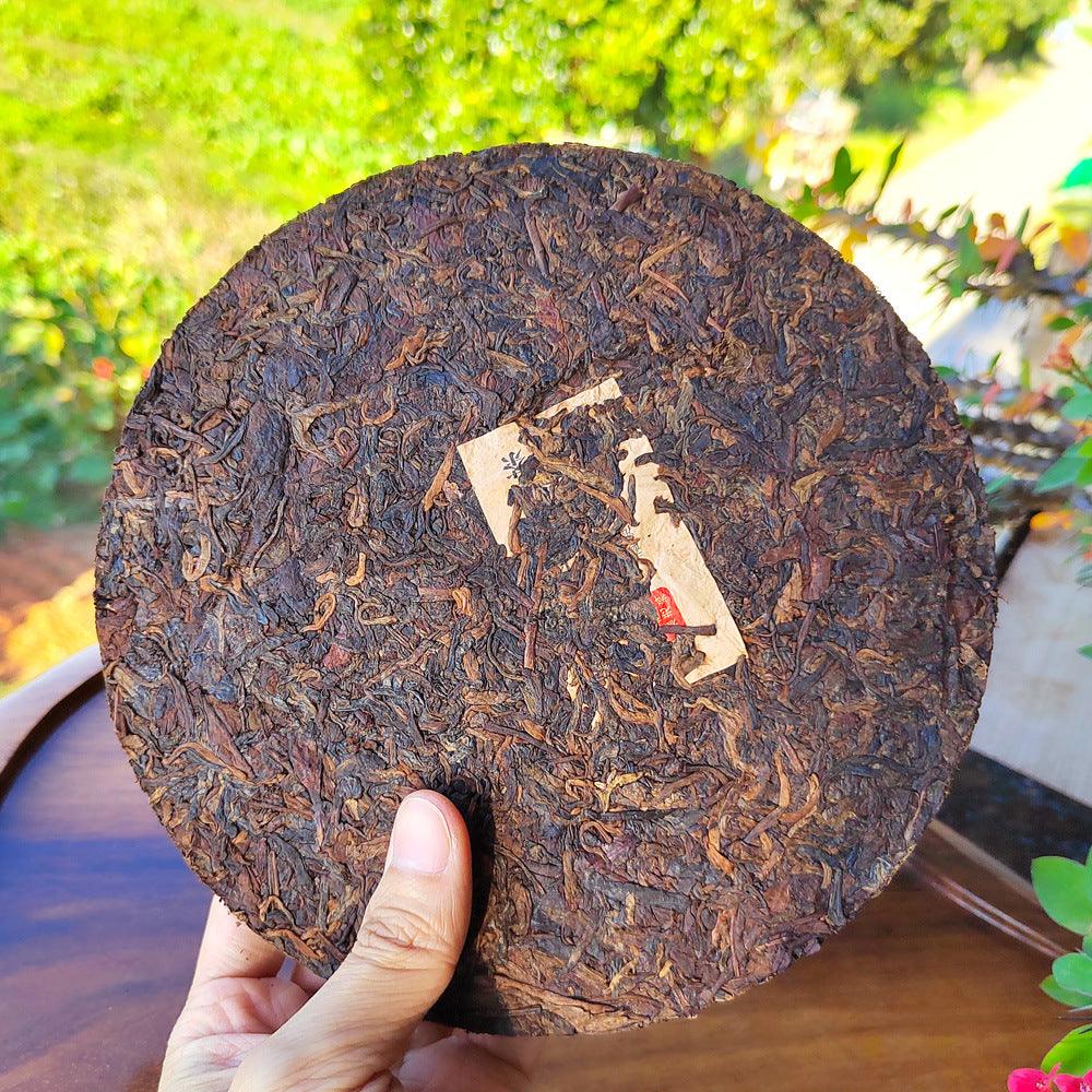 Menghai Lao Shu Tie Bing Yuan Pu'er Tea 357g